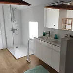 Casa vacanze Corps De Ferme Spacieux Avec Grand Jardin, 10 Personnes *