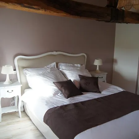 Corps De Ferme Spacieux Avec Grand Jardin, 10 Personnes *