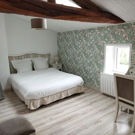 Maison De Vacances Spacieuse Avec Grand Jardin, 10 Personnes Entre Terre Et Mer Ferienhaus LʼAiguillon-sur-Vie